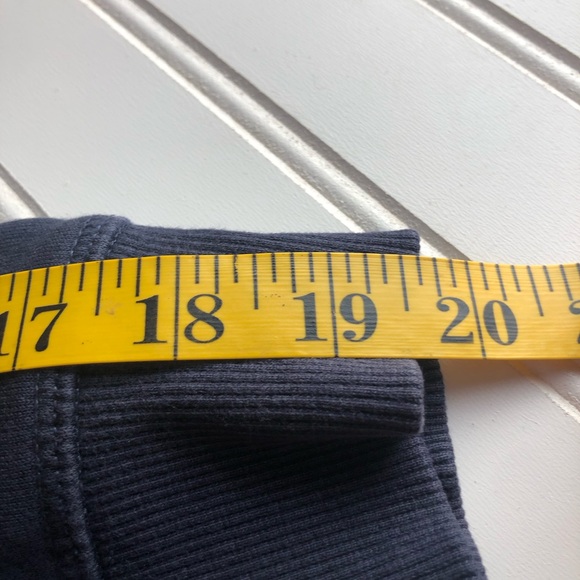 TOMMY HILFIGER BOYS LONG SLEEVES ZIP UP HOODIE IN RED BLUE AND GRAY SIZE M 12/14 - Picture 10 of 11